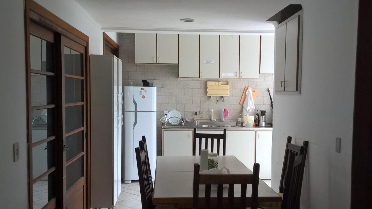 Hostel Casa Grande Порту-Алегрі Екстер'єр фото